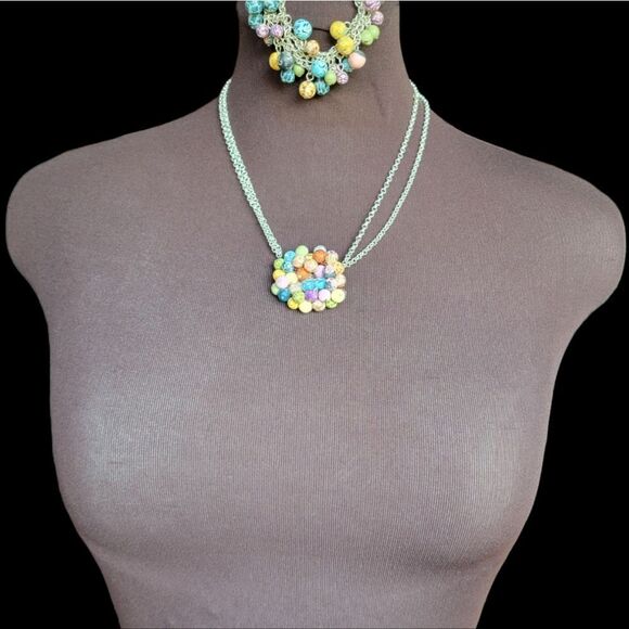 Necklace and bracelet set  - Picture 1 of 3